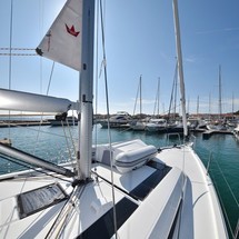 Beneteau Oceanis 46.1