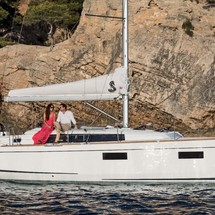 Beneteau Oceanis 38.1