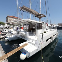 Bali catamarans 4.0 lounge