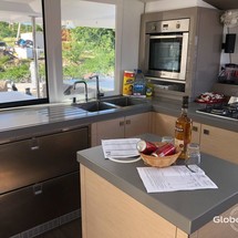 Fountaine Pajot Saona 47