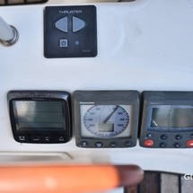 Beneteau Oceanis 40