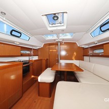 Beneteau Oceanis 40