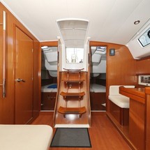 Beneteau Oceanis 40