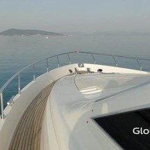 Ferretti 68