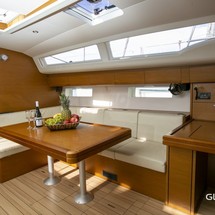 Jeanneau 54