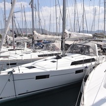 Beneteau Oceanis 41.1