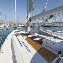 Hanse 505