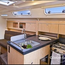Hanse 348