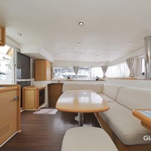 Lagoon 400