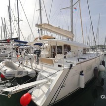 Lagoon 400