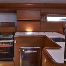 Jeanneau 53
