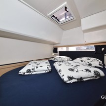 Fountaine Pajot Lucia 40