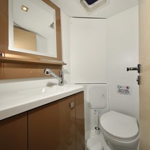 Fountaine Pajot Lucia 40
