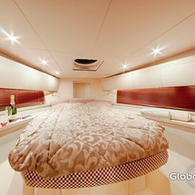 Azimut 39