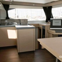Fountaine Pajot Astréa 42