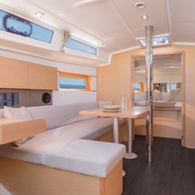 Beneteau Oceanis 38.1