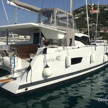 Fountaine Pajot Lucia 40