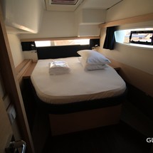 Fountaine Pajot Lucia 40