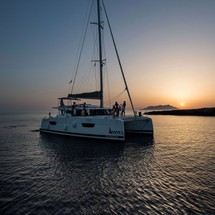 Fountaine Pajot Astréa 42