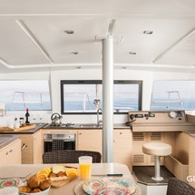 Bali catamarans 4.0 lounge