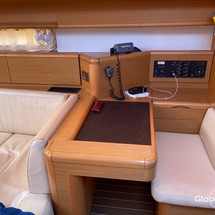 Jeanneau 53