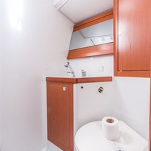 Beneteau Oceanis 48