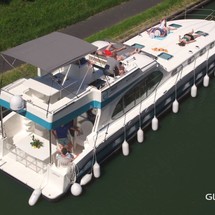 Cantieri estensi goldstar 560 c fly