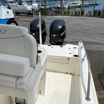 Boston Whaler 270 Dauntless