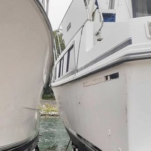 Carver 36 Mariner