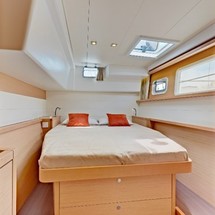 Lagoon 450 SporTop