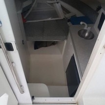 Robalo 2640 walkaround