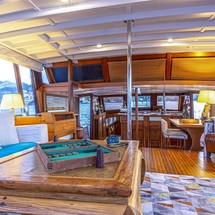 Simpson 12 meter junk rigged