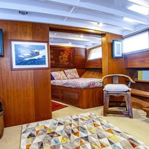 Simpson 12 meter junk rigged