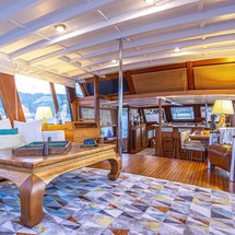 Simpson 12 meter junk rigged