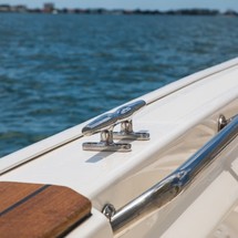 Boston Whaler 210 Montauk