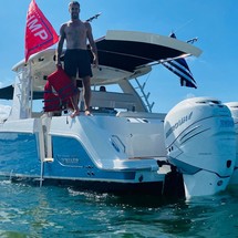 Boston Whaler 420 Outrage