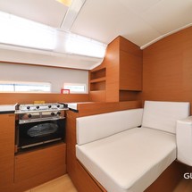 Jeanneau Sun Odyssey 410