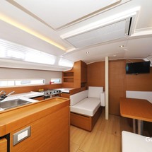Jeanneau Sun Odyssey 410