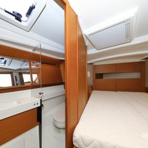Jeanneau Sun Odyssey 410