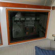 Sea ray 390 express cruiser
