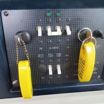 Sea ray 390 express cruiser