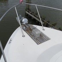 Sea ray 390 express cruiser