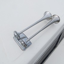 Sea ray 390 express cruiser