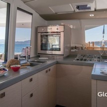 Fountaine Pajot Astréa 42