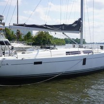 Hanse 445