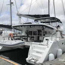 Lagoon 450 SporTop