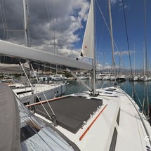 Hanse 548
