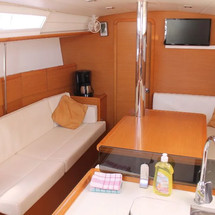 Jeanneau Sun Odyssey 379