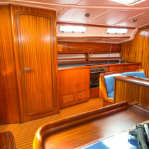 Bavaria 44