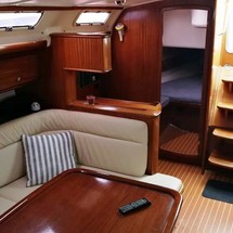 Bavaria 44